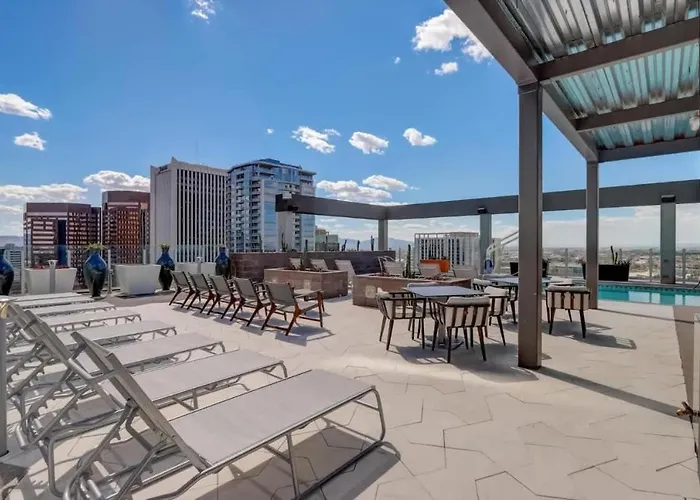 Boulevard Sleek Pool Gym & Zero Parking Fee Apartment Phoenix