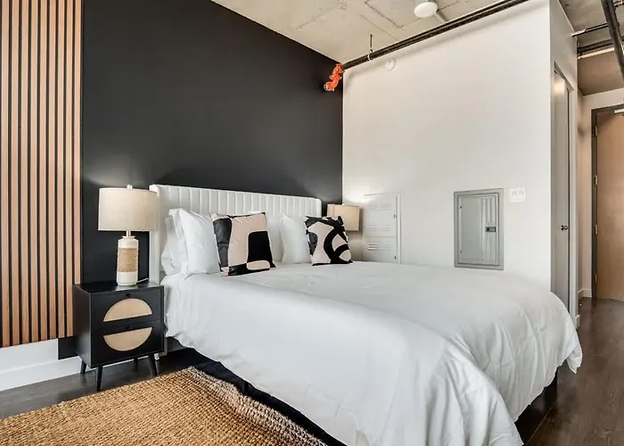 Apartment Boulevard Sleek Pool Gym & Zero Parking Fee Phoenix